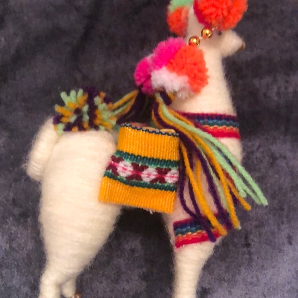 Colorful Wool Llama Figurines—lot of 2 - Picture 5 of 10